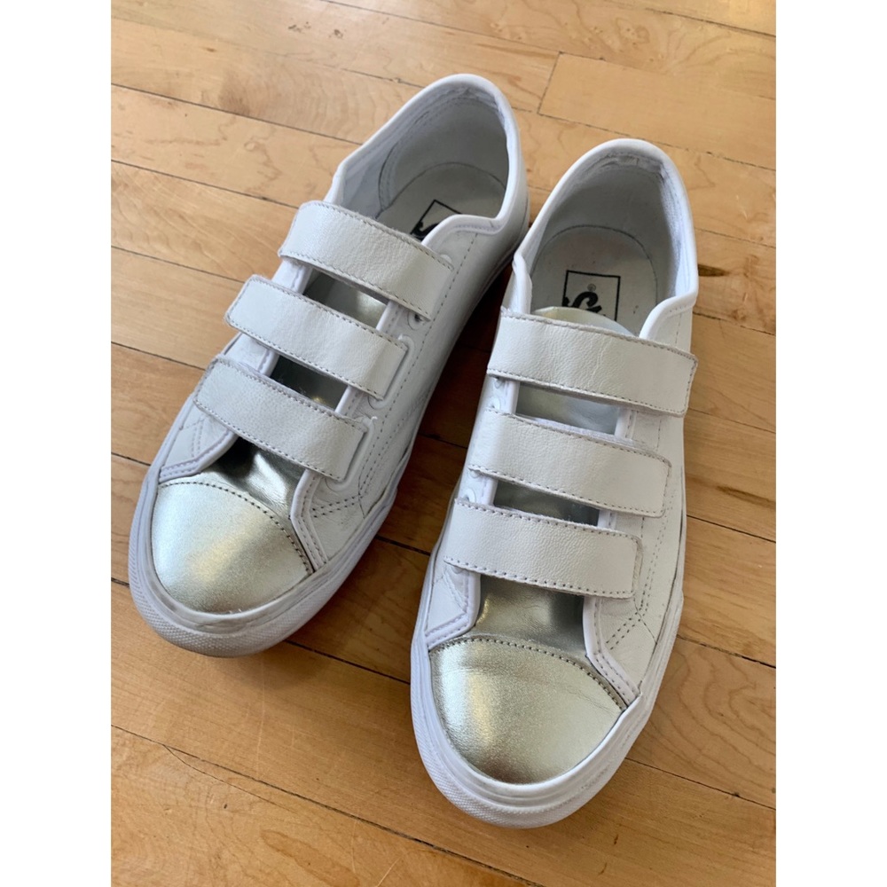 Vans V23 Velcro Sneakers